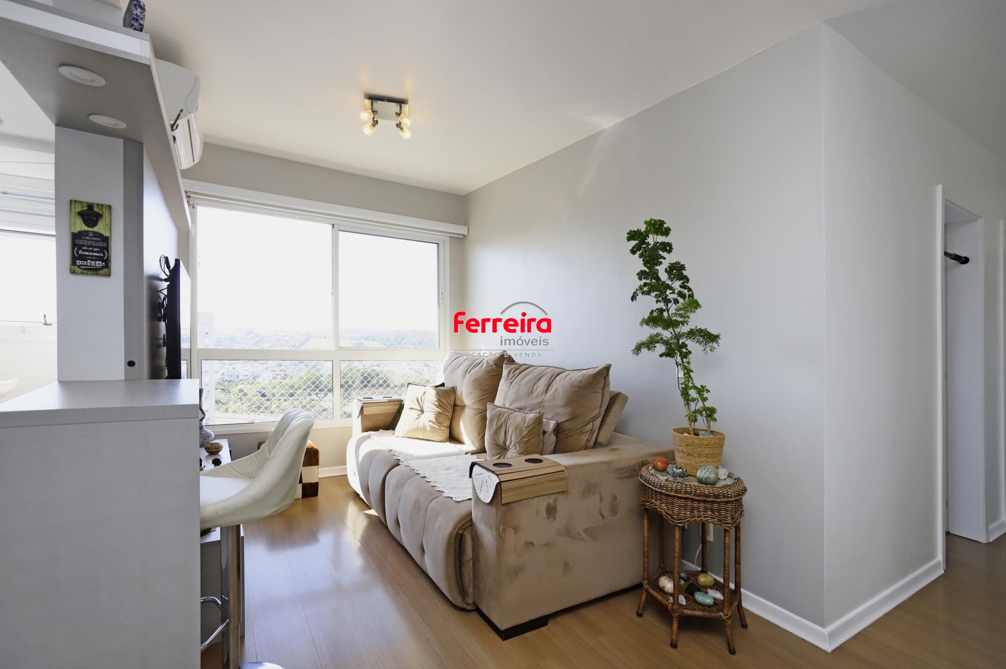 Apartamento, 03 Dormitórios, 02 Banheiros, 63m², Bairro Jardim Itu