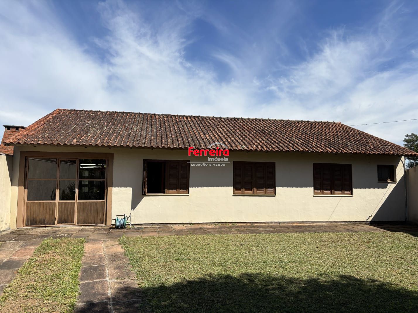 Uma casa em condomínio fechado em Águas claras. Goufe II