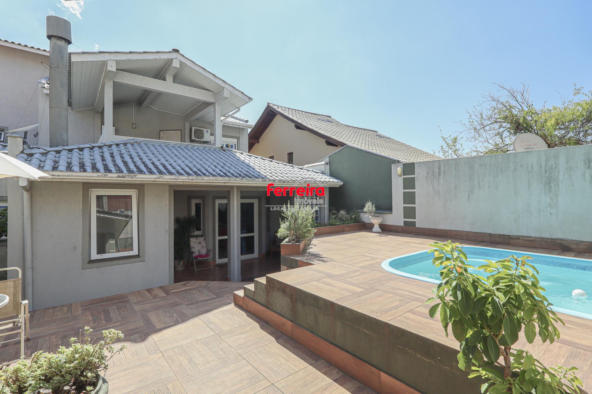 Residência de luxo ! Impecável.. 04 dormitórios , piscina / estuda dação
