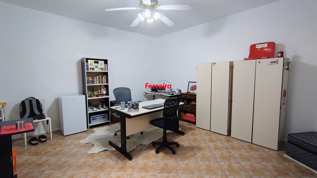 Sala comercial proximo da Assis Brasil.