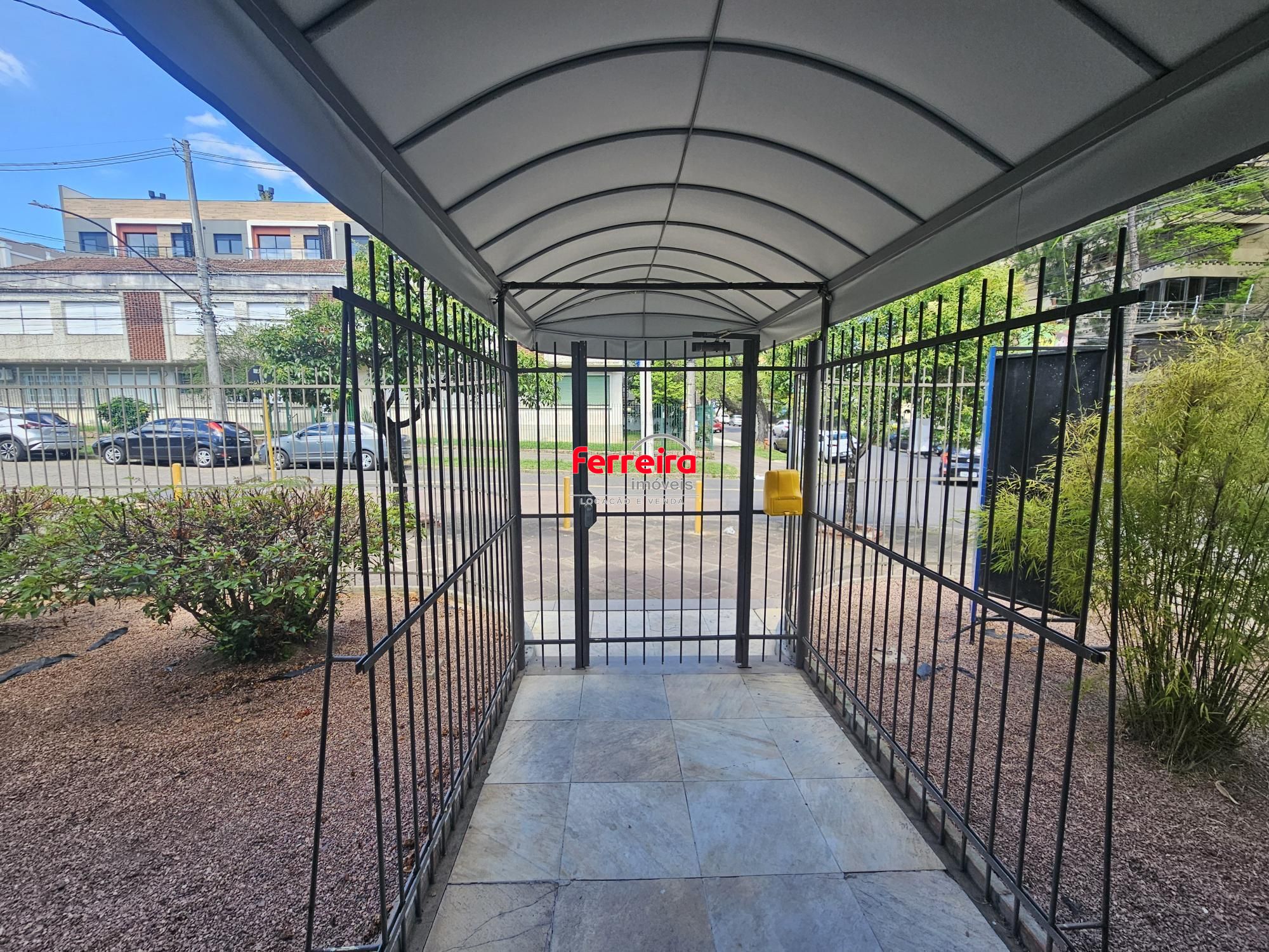 Casa Comercial, 8 salas, à venda, 350 m², Santa Cecília - Porto Alegre — foto 4