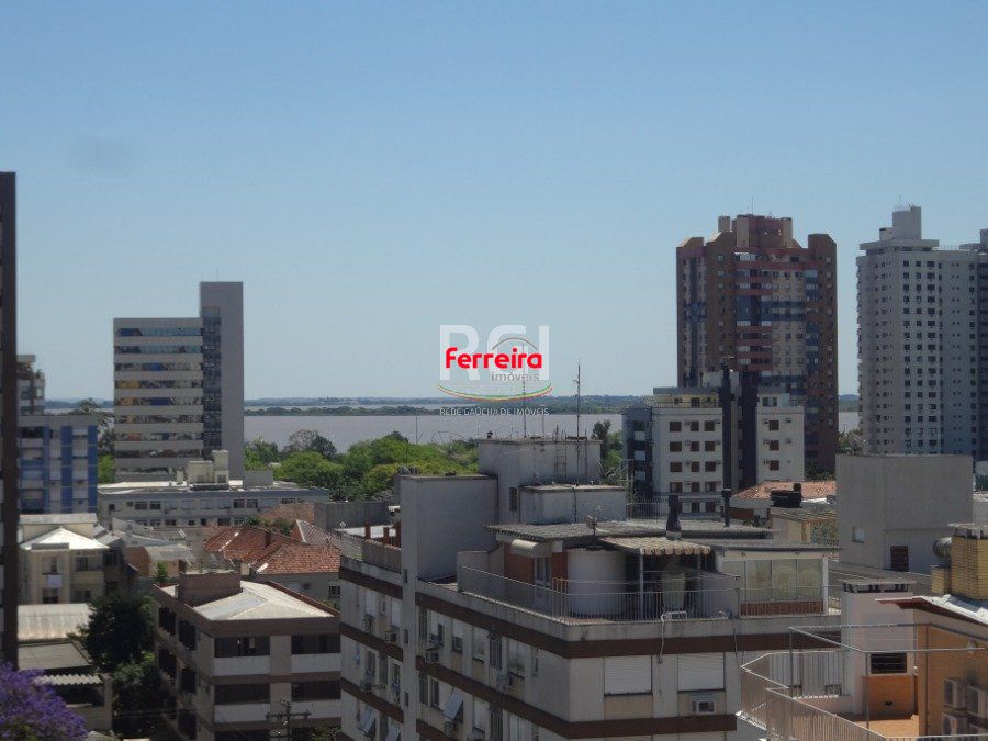 Cobertura para Venda - 267m², 3 dormitórios, sendo 1 suites, 2 vagas - Menino Deus