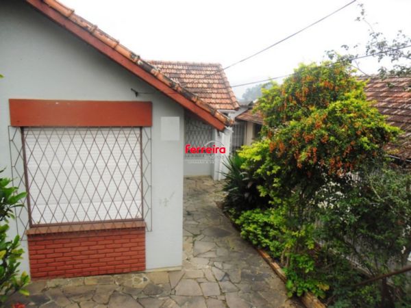 Casa 3 dormitórios perto da PUC/Cristiano Fischer