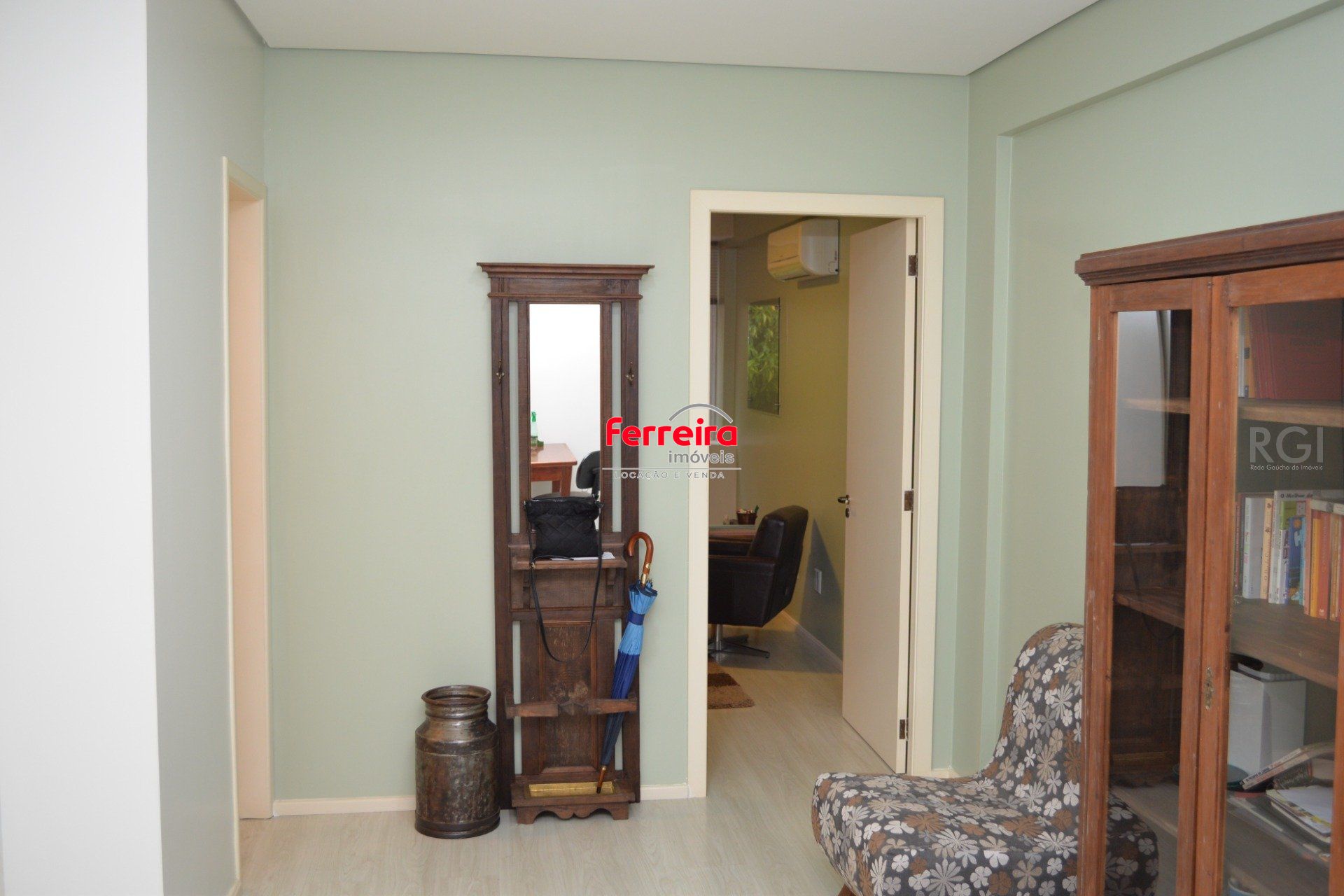 Sala Comercial, à venda, 38 m², Auxiliadora - Porto Alegre — foto 2