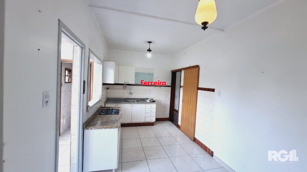 Apartamento com 3 dormitórios, 1 vaga coberta, no bairro Petrópolis, em Porto Alegre, RS