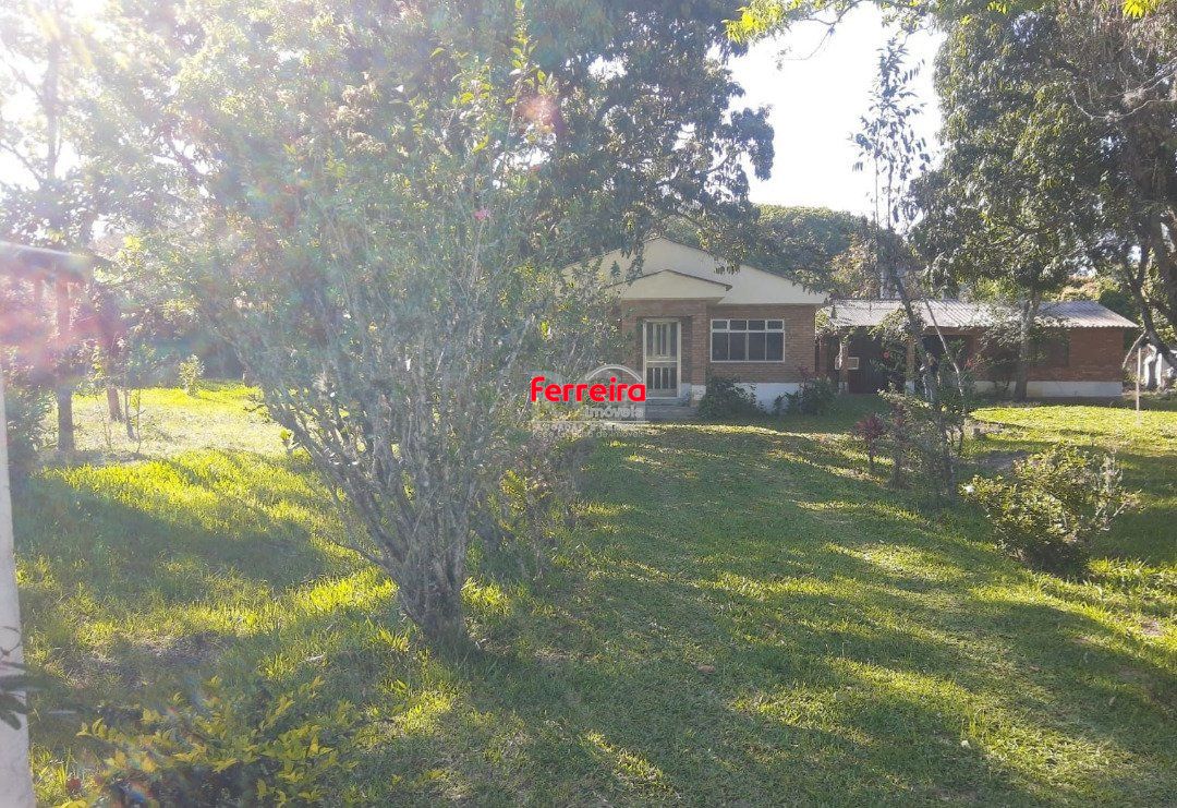 Sítio para Venda - 3330m², 3 dormitórios, sendo 1 suites, Itapuã