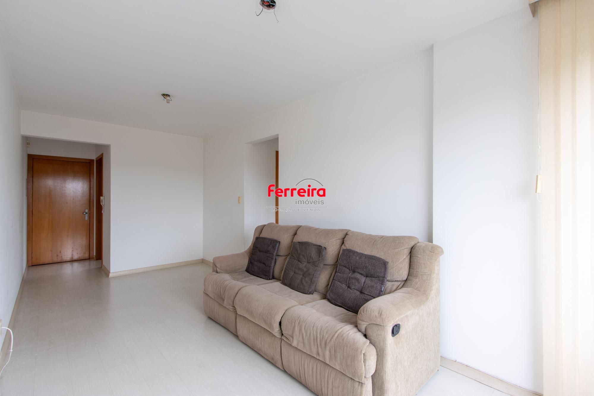 APARTAMENTO COM 2 DORMITORIOS, 1 VAGA COBERTA E ELEVADOR.