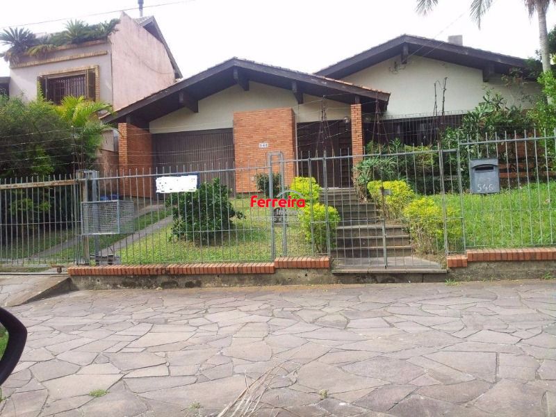 Casa para Venda - 400m², 3 dormitórios, sendo 1 suites, 2 vagas - Cristal
