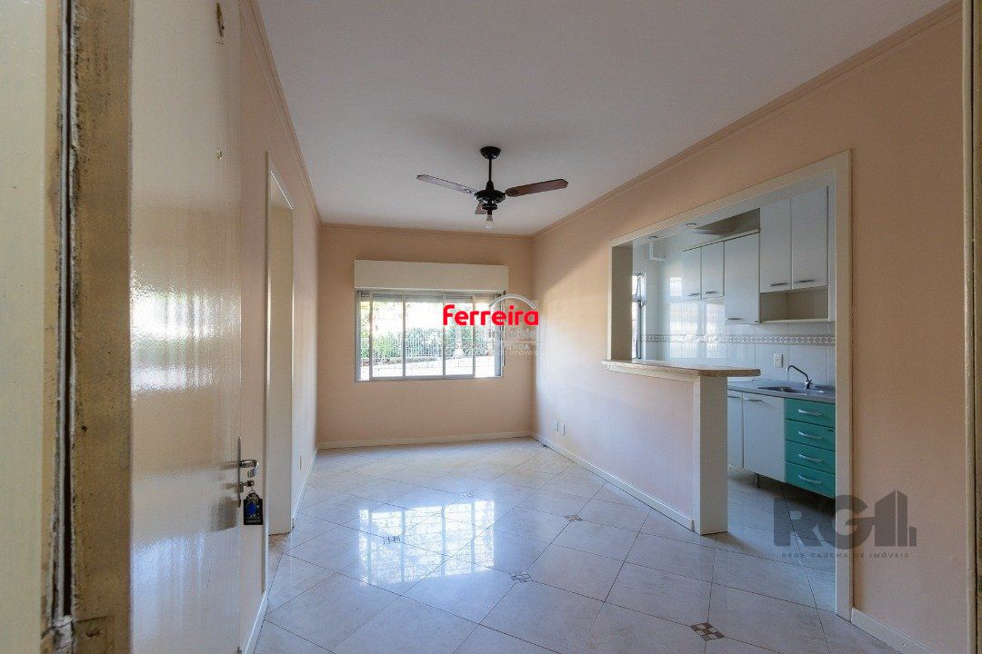 Apartamento de 1 dormitório, com vaga de garagem escriturada, próximo da Av. Otto Niemeyer.