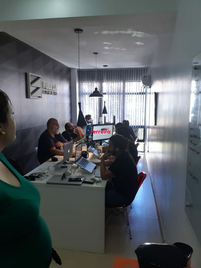 Sala Comercial, à venda, 58 m², Moinhos de Vento - Porto Alegre — foto 2
