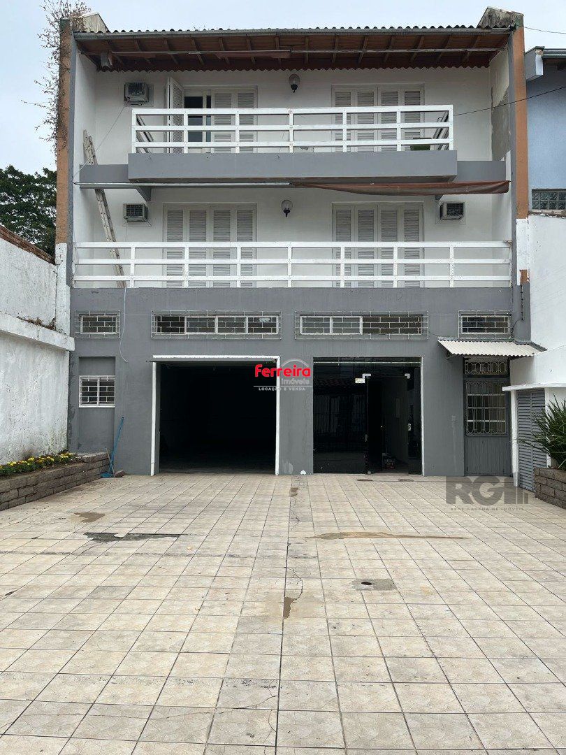 Casa para Venda - 507m², 4 dormitórios, sendo 2 suites, 6 vagas - Cavalhada