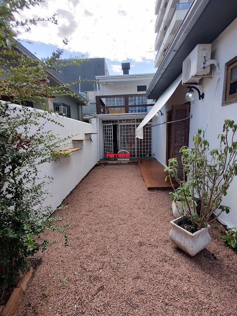 Casa térrea à Venda - Tristeza, 2 Quartos, 60 m² - Porto Alegre