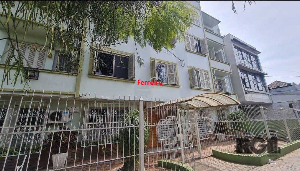Apartamento semi mobiliado