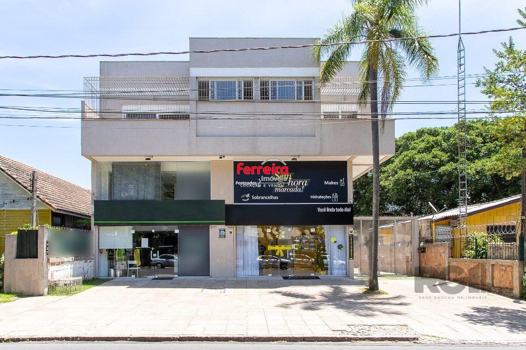 Apartamento excelente no Condomínio Portosul, localizado no bairro Tristeza