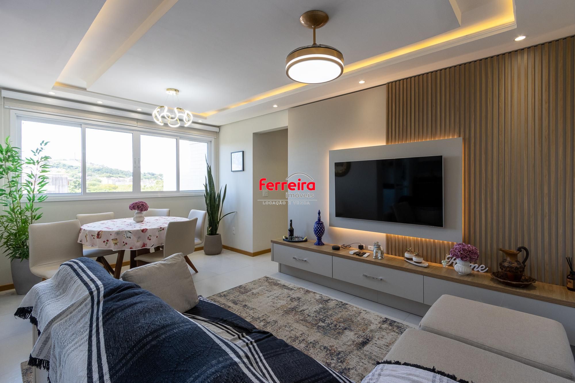 Apartamento | 3 Quartos | 1 Suíte | 103,29m2 Privativos | Vaga Dupla | Bairro Cristal