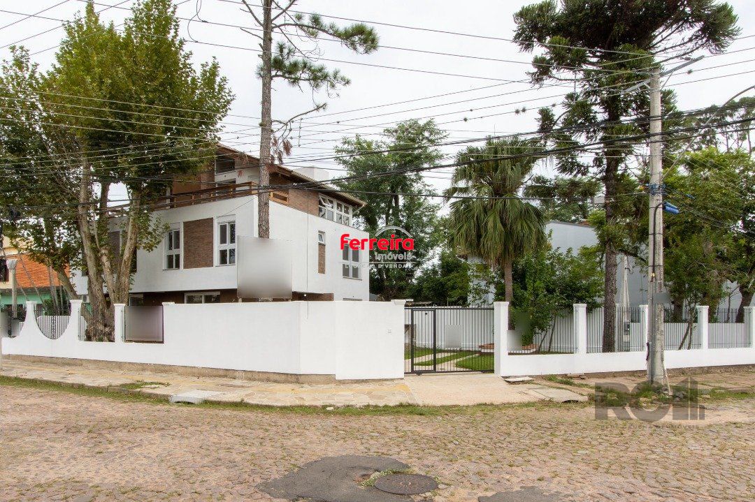 Casa 2 quartos à venda, 133m², Guarujá - Porto Alegre