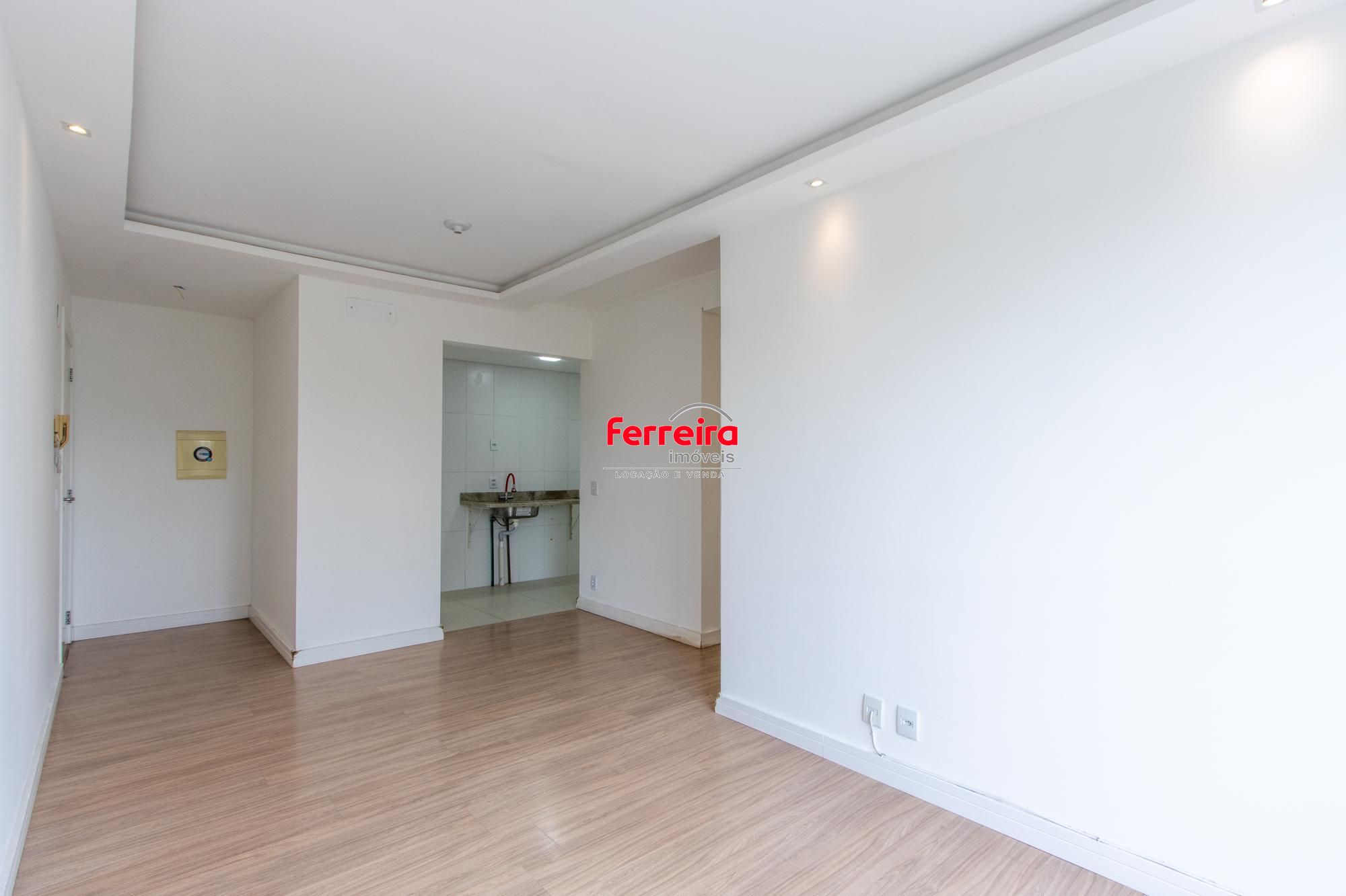 Apartamento 2 quartos 1 suíte, elevador andar alto, infra completa.