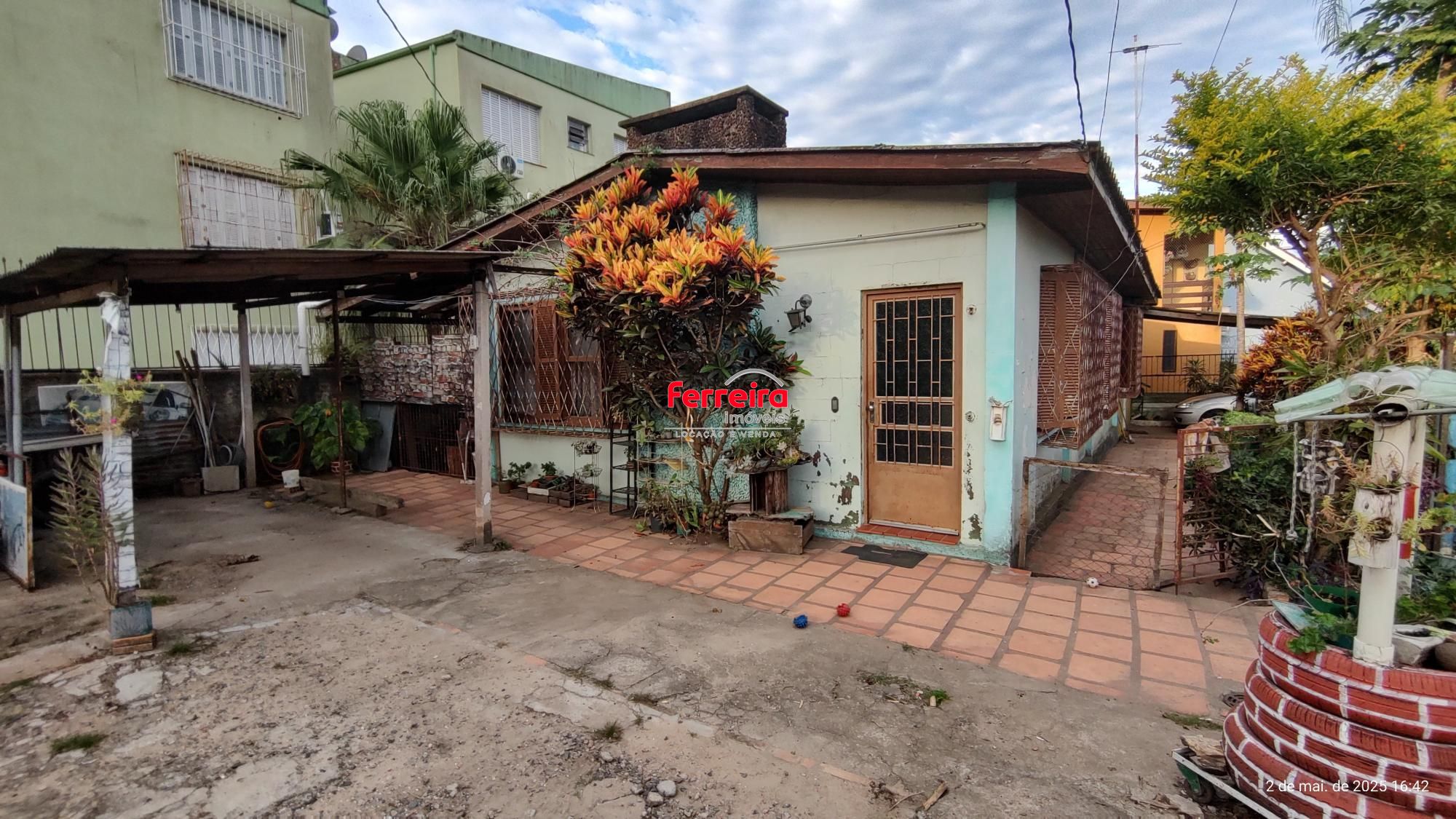 Casa Térrea | 3 quartos | 1 suite | 110m2 privativos | 5 vagas | Bairro Cristal
