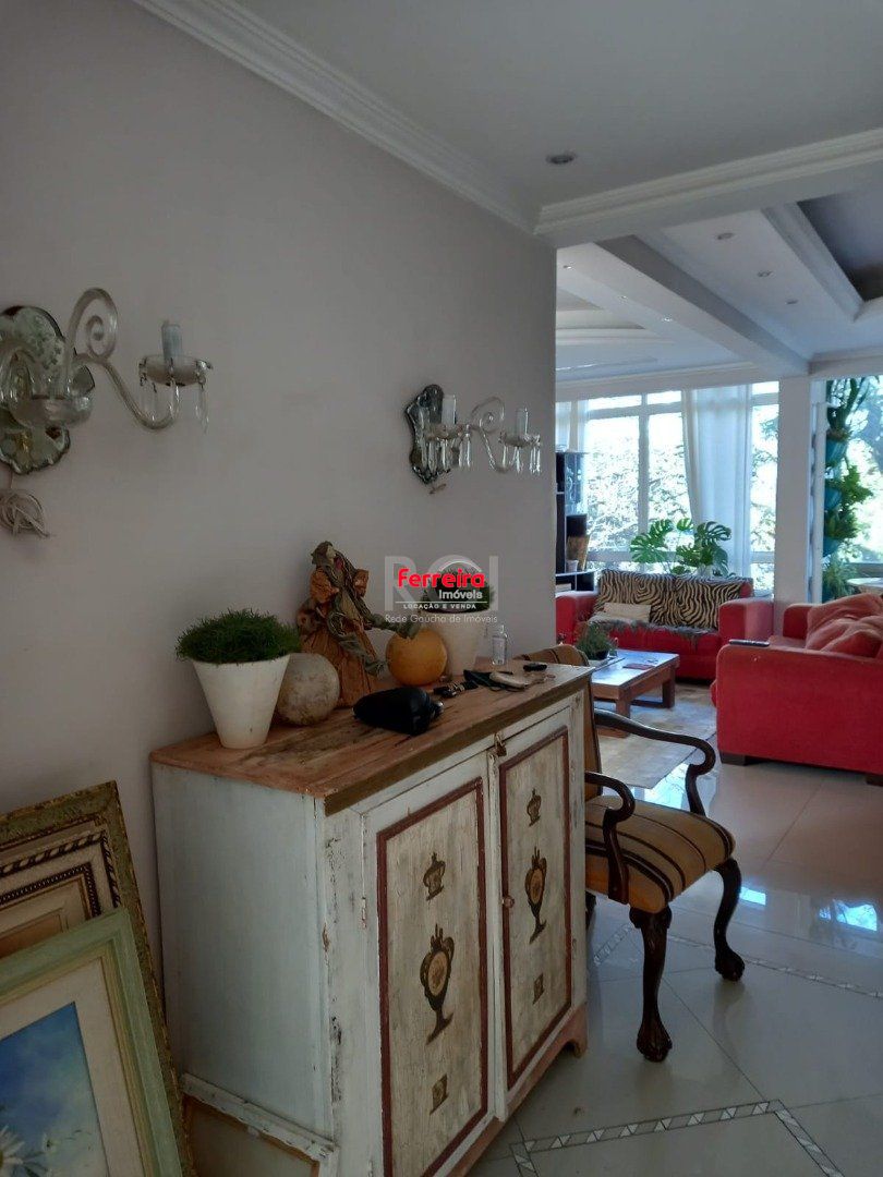 Apartamento para Venda - 150m², 3 dormitórios, 1 vaga - Bom Fim