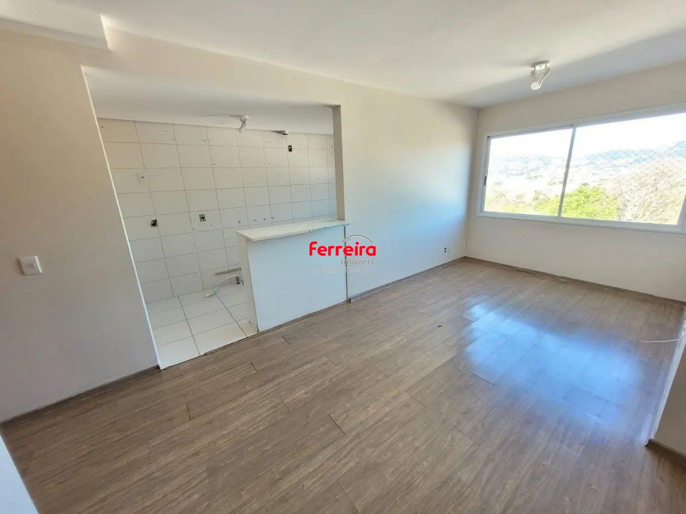 Apartamento com 3 dormitórios com 71m², vaga dupla no bairro Medianeira