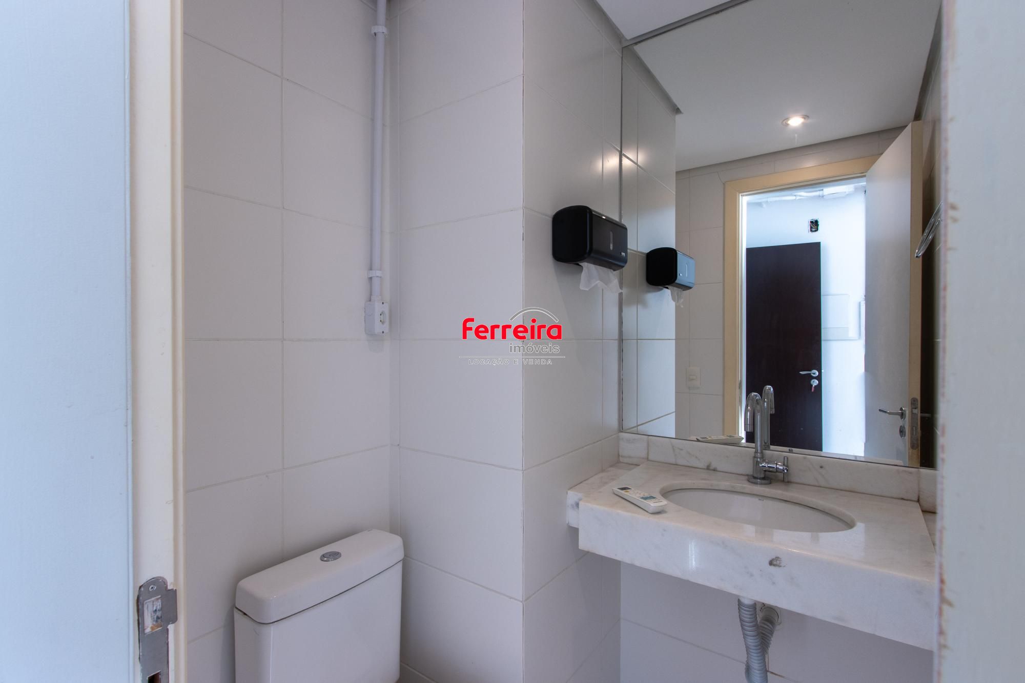 Sala Comercial no Diamond Tower, 1 sala, à venda, 37 m², Cristal - Porto Alegre — foto 3