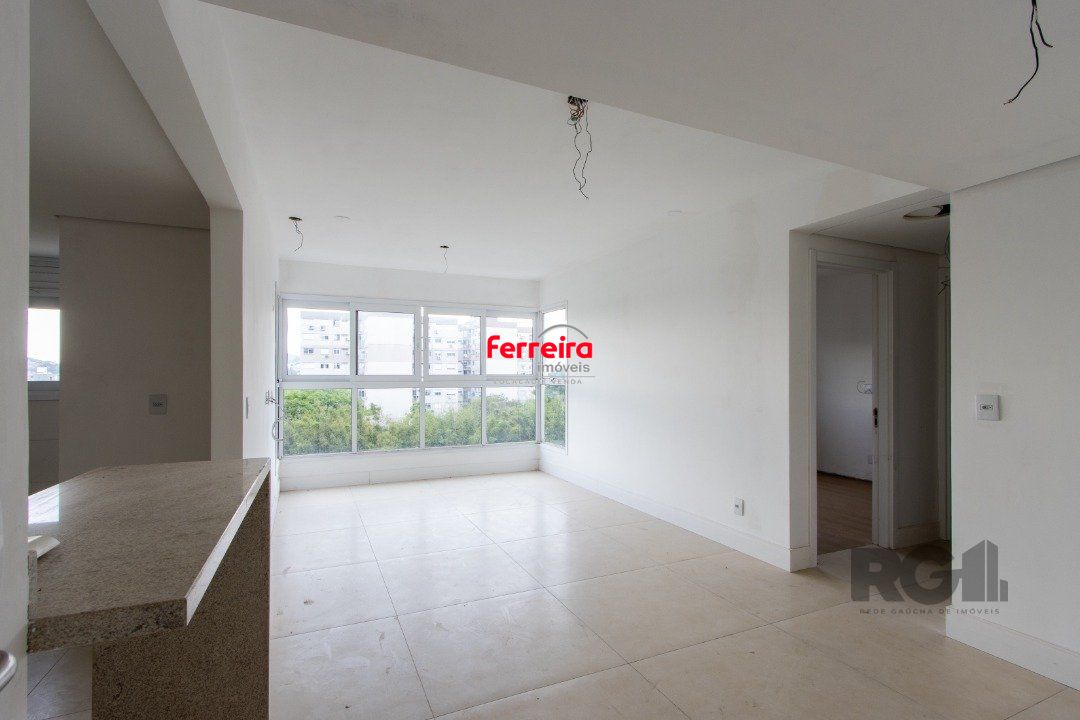Apartamento para Venda - 71m², 2 dormitórios, sendo 1 suites, 2 vagas - Camaquã