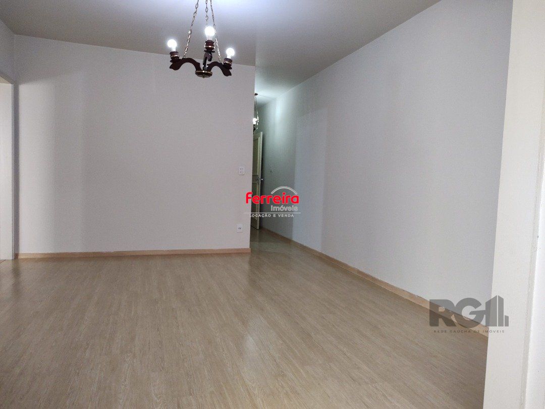 Apartamento Garden, 2 quartos, 1 suite, 2 banheiros, dependência de empregada - Bairro Petrópolis