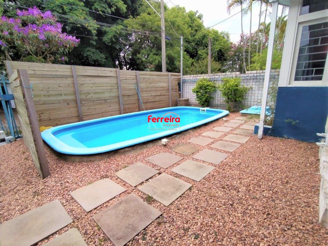 Casa para Venda - 150m², 4 dormitórios, sendo 3 suites, 2 vagas - Jardim Verde