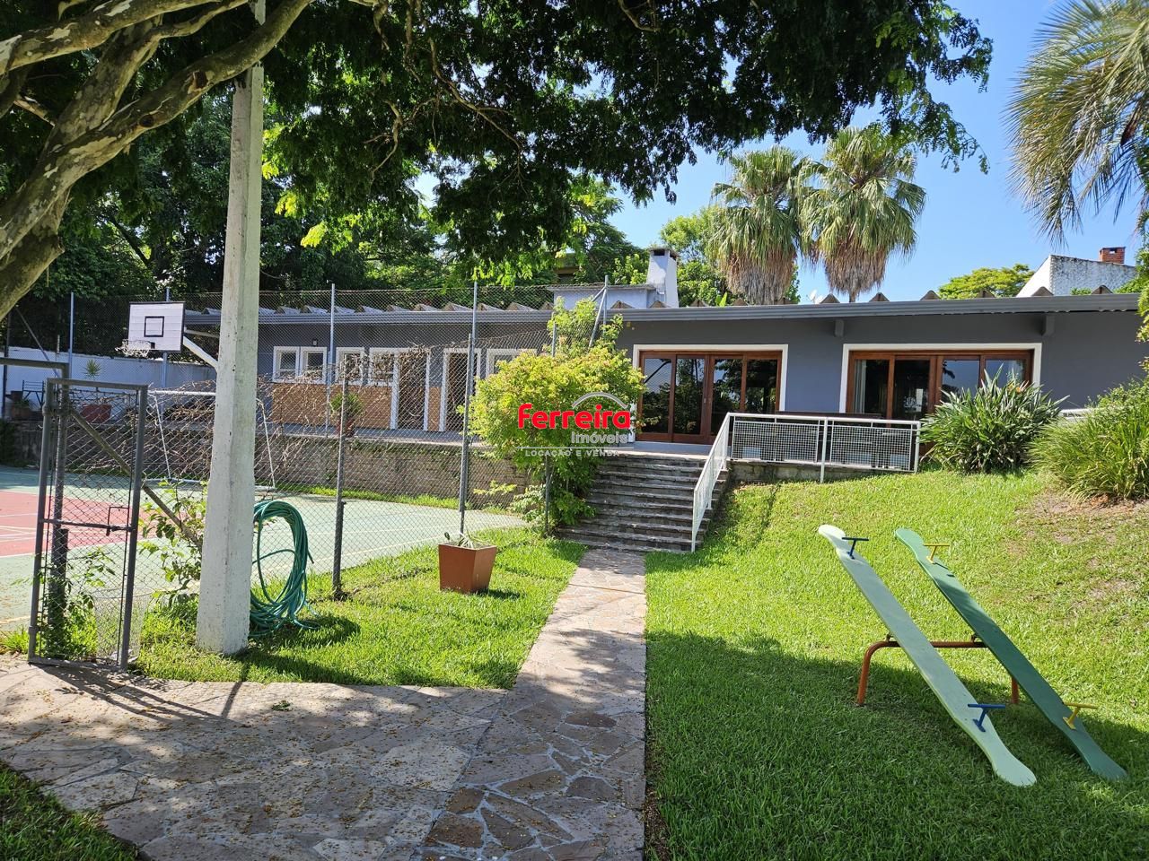 Casa em Condomínio, 03 dormitórios 04 Vagas, 229m²  na Tristeza, Porto Alegre, RS!!