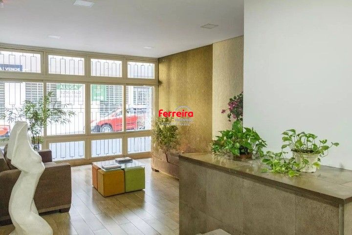 Apartamento de 1 dormitório,com vaga de garagem coberta no Centro Histórico,