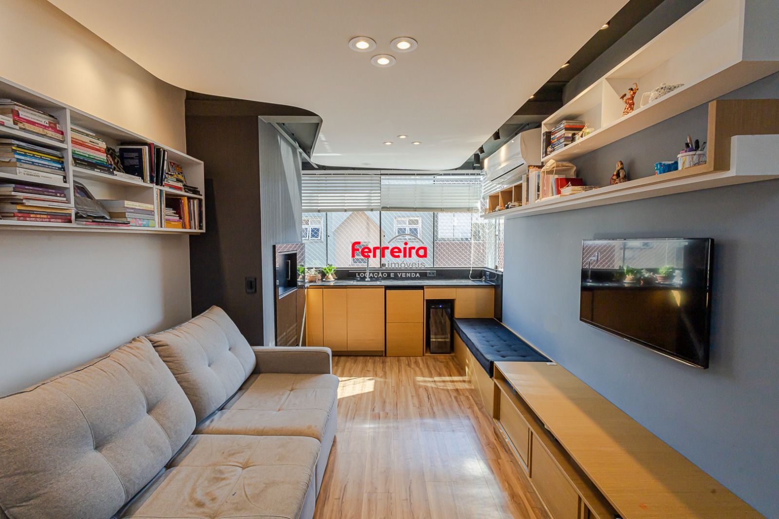 Apartamento com 3 quartos e 83m² à venda em Jardim Itu, Porto Alegre
