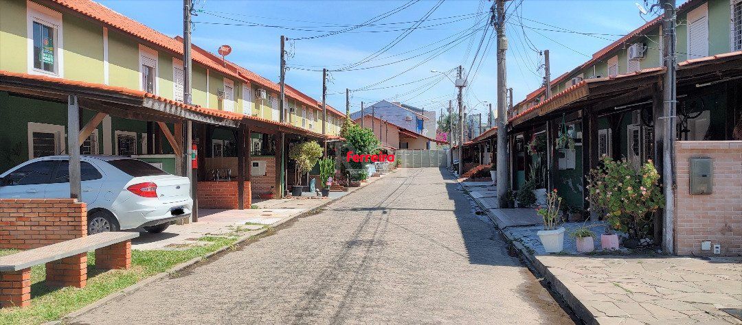 Casa Condominio para Venda - 85.2m², 2 dormitórios, 1 vaga - Hípica
