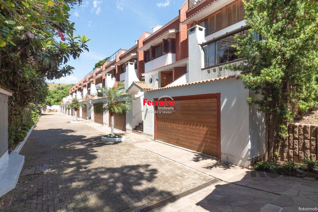 Casa Condominio para Venda - 307m², 5 dormitórios, sendo 1 suites, 4 vagas - Cristal