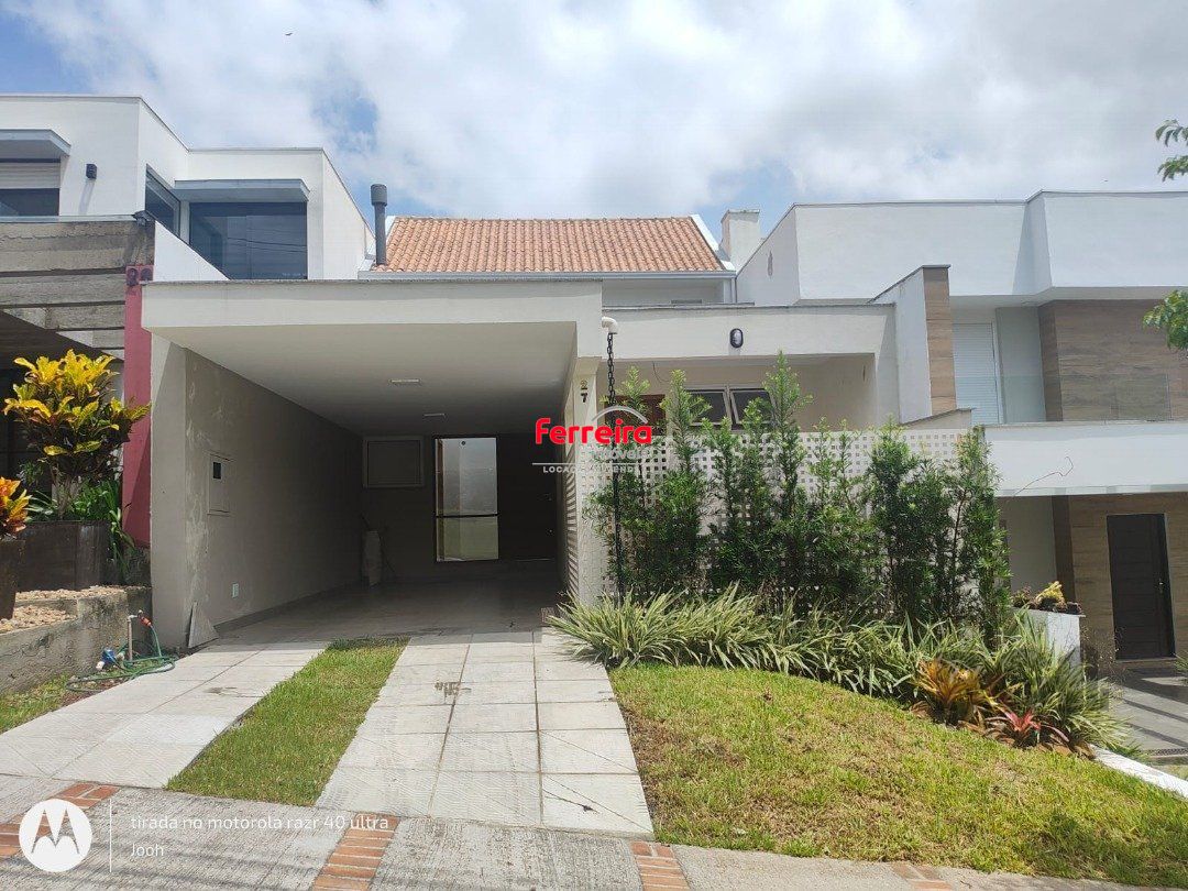 Casa em Condomínio fechado com 3 dormitórios no bairro Vila Nova em Porto Alegre, RS