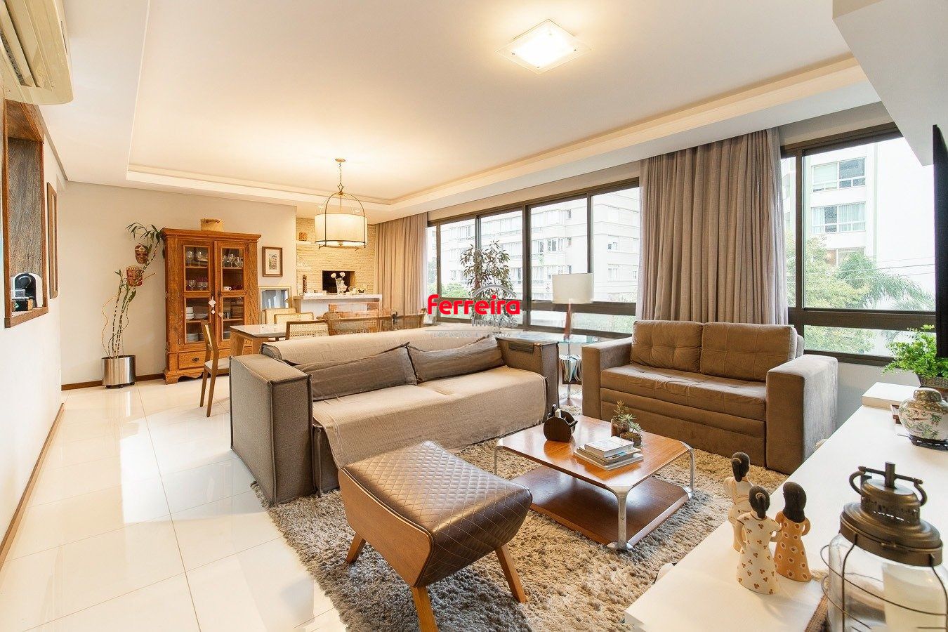 Apartamento de 3 quartos (1 suíte) e 3 vagas de garagem à venda no bairro Petrópolis