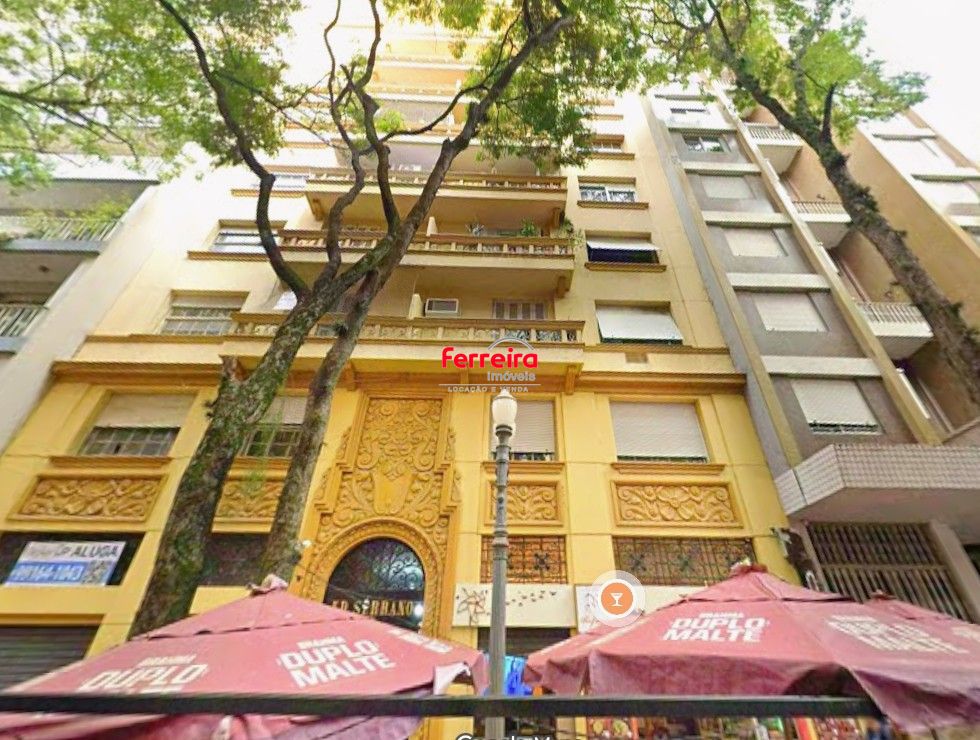 Apartamento de 3 dormitórios, 2 banheiros no Centro Histórico.