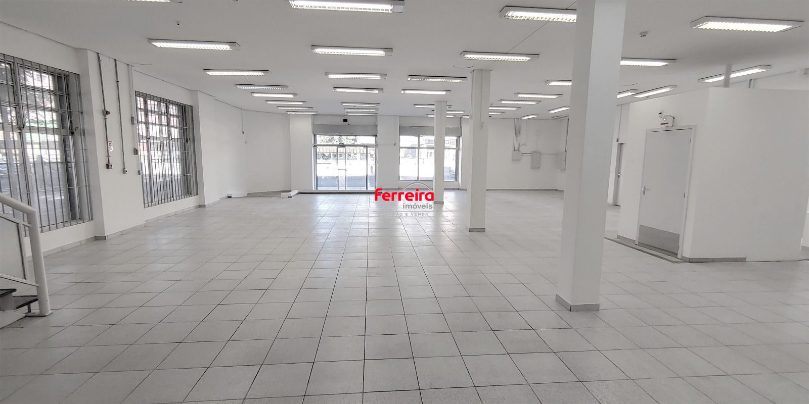 Loja, à venda, 550 m², Santana - Porto Alegre — foto 2