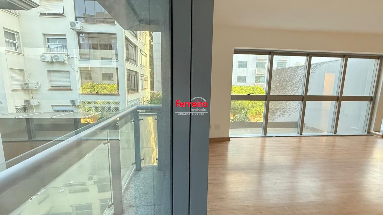 Sala Comercial, 1 sala, à venda, 57 m², Moinhos de Vento - Porto Alegre — foto 2