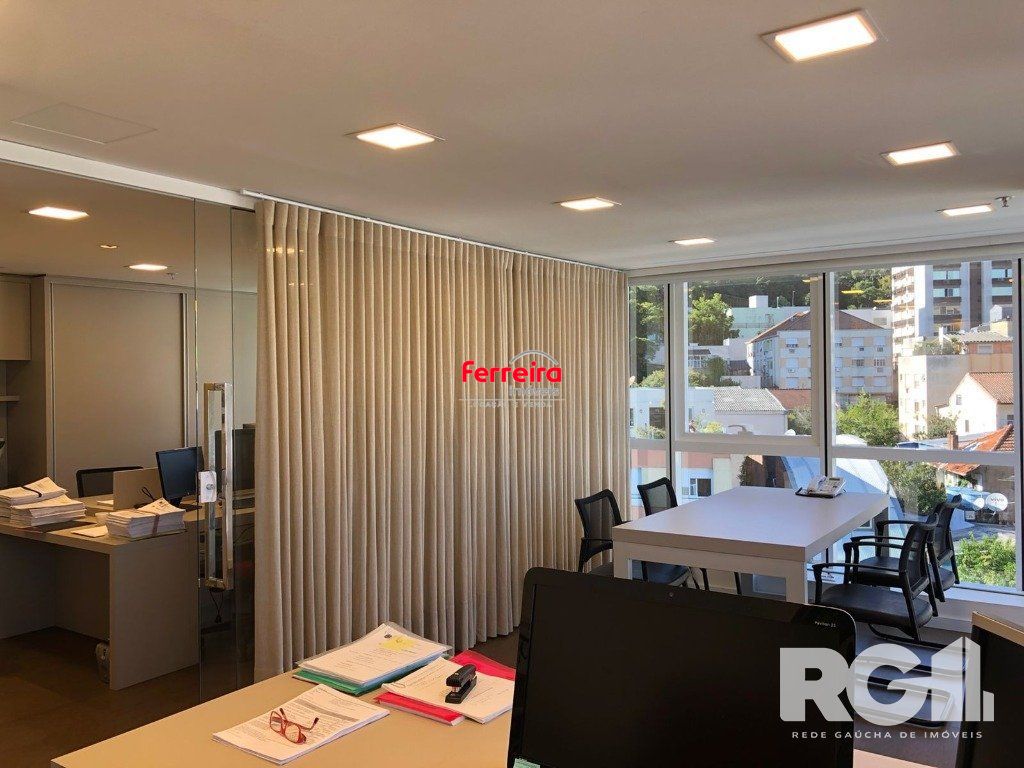 Sala para alugar totalmente mobiliada e decorada, 52 m² privativos divididos em 2 ambientes com vaga.