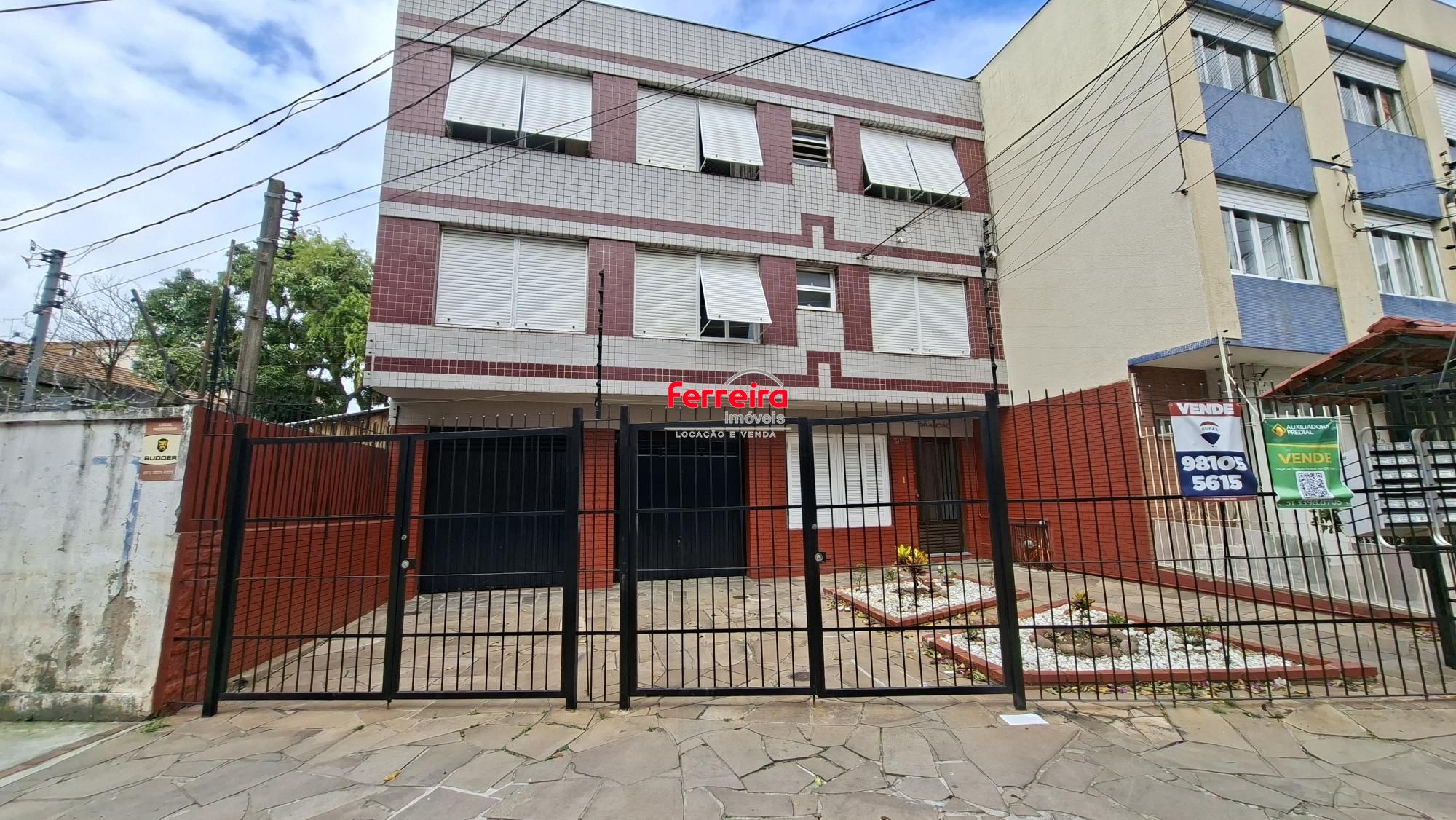 Apartamento térreo