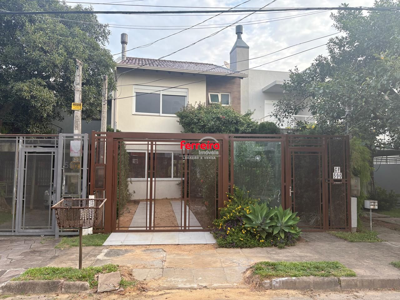 Sobrado 3 quartos à venda, 170m², Hípica - Porto Alegre