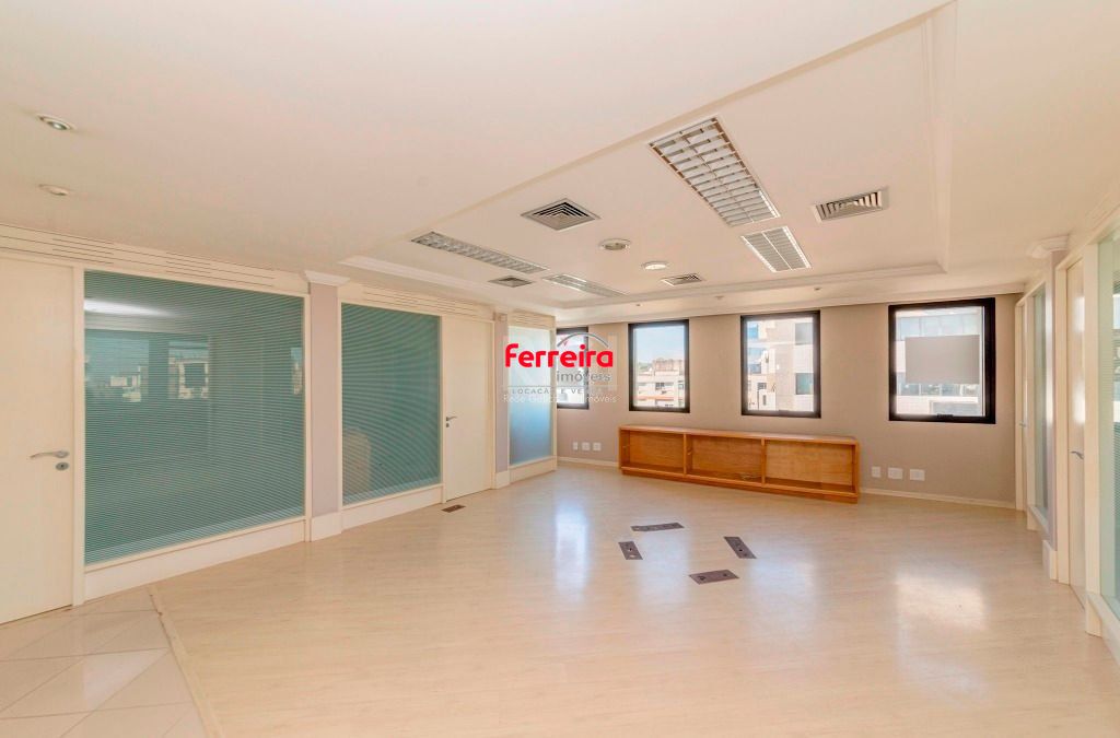 Conjunto Comercial de 129,57m2 nas Três Figueiras para comprar
