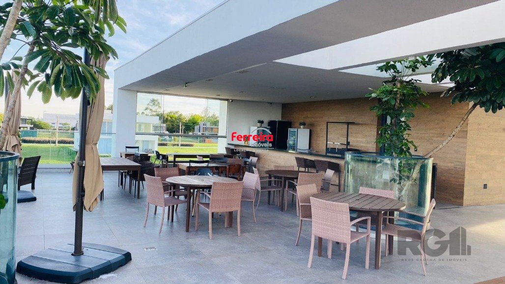 Terreno em Condomínio para Comprar por R$ 640.000,00