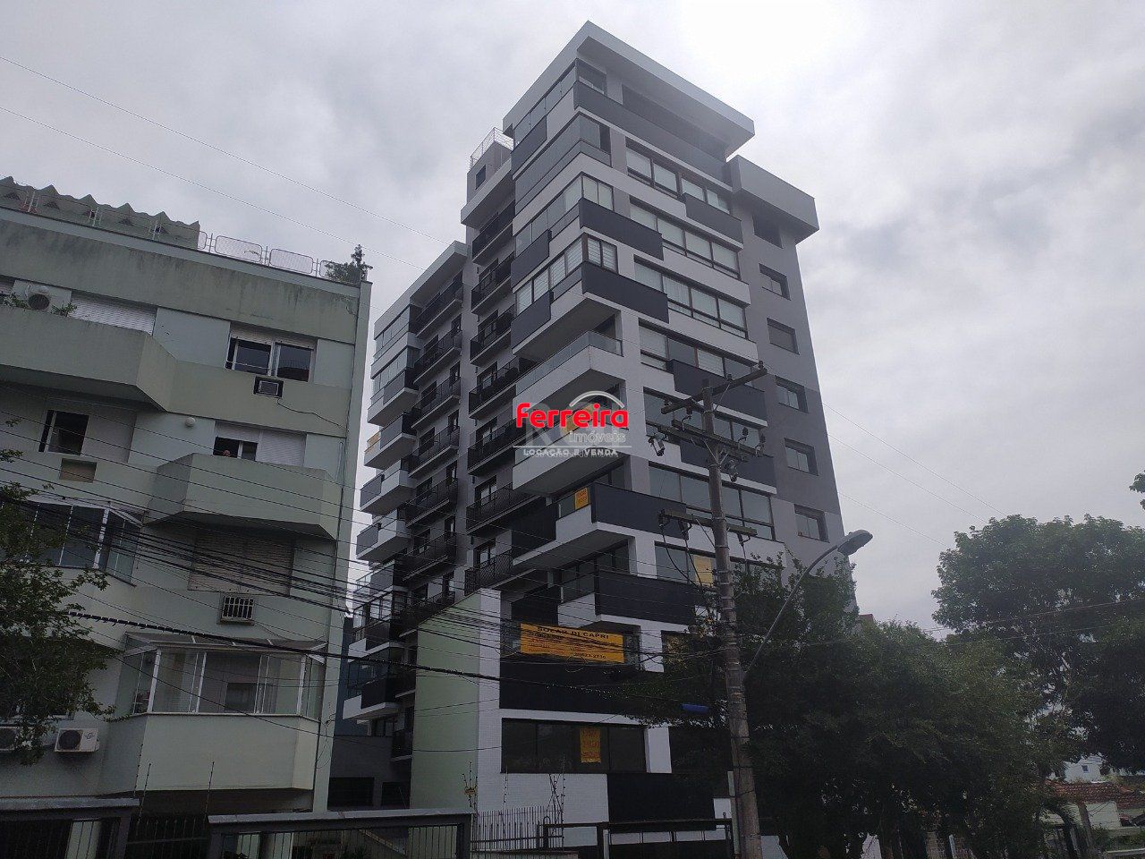 Apartamento para Venda - 123.71m², 3 dormitórios, sendo 1 suites, 1 vaga - Petrópolis