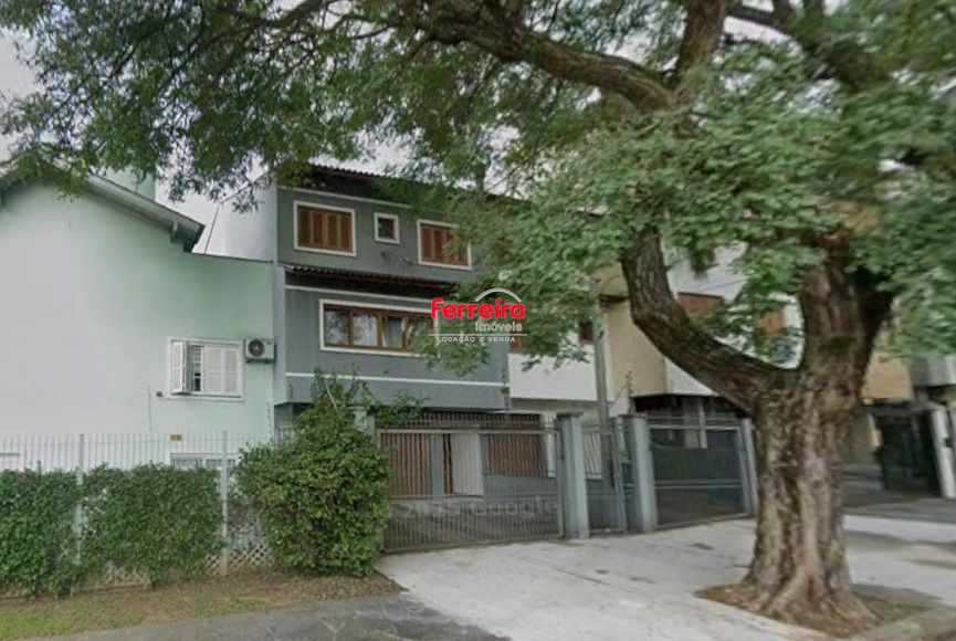 LINDO SOBRADO NO JARDIM PLANALTO COM E DORMITÓRIOS E SUÍTE