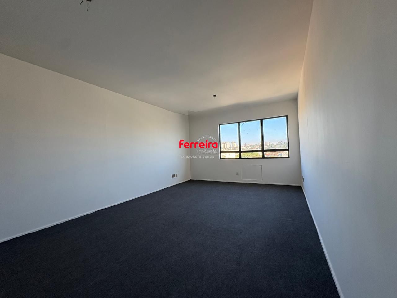 Sala comercial 37,27m² no bairro Passo da Areia