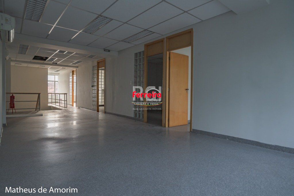 Loja para Venda - 253.09m², 0 dormitórios, Auxiliadora