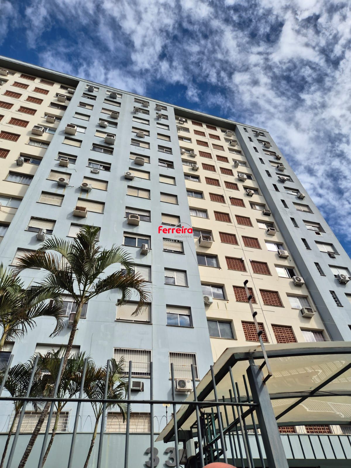2 Dormitórios com vaga