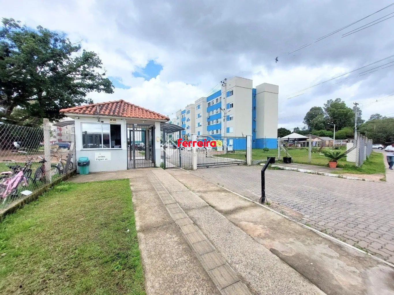 APARTAMENTO 2 DORM COM VAGA FIXA
