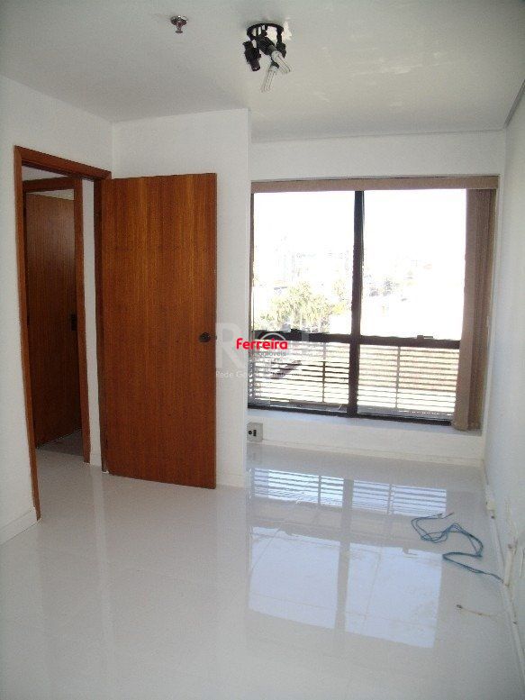 Sala Comercial, 1 sala, à venda, 39 m², Menino Deus - Porto Alegre — foto 3